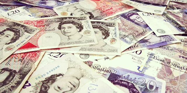 GBP/USD: pound on October's lows